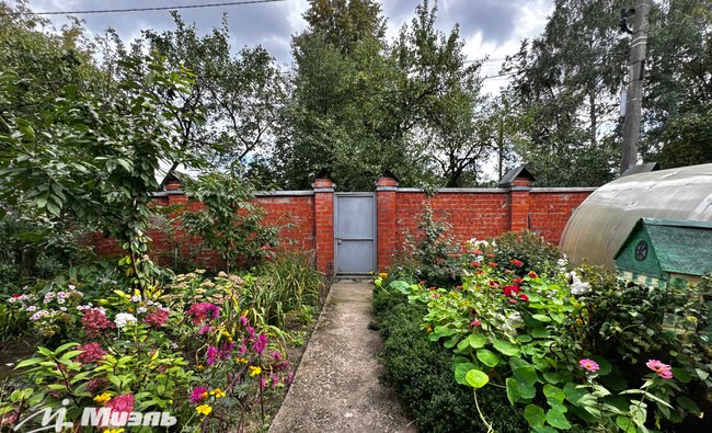 Московская обл, г Балашиха, мкр Саввино, ул Молодежная, д 25