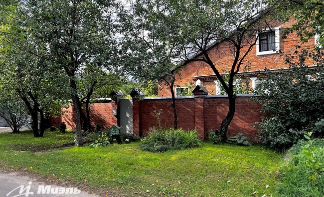 Московская обл, г Балашиха, мкр Саввино, ул Молодежная, д 25